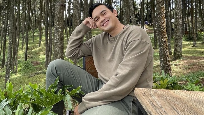 Ikbal Fauzi bintang sinetron ikatan cinta
