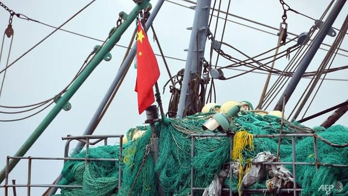 Kapal penangkap ikan China di Filipina