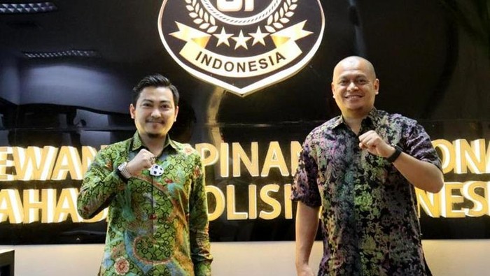Mandat untuk Ketua Sahabat Polisi Indonesia Sahabat Polisi Indonesia (SPI) Pusat memberikan mandat kepada Fauzi Mahendra sebagai Ketua SPI DKI Jakarta yang baru. SPI DKI Jakarta akan mengajak generasi muda ibukota untuk bergabung dan bersama-sama turut berkontribusi dalam menciptakan Kota jakarta yang aman dan kondusif.
