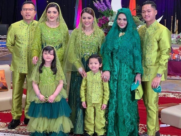 Pengajian Aurel Hermansyah