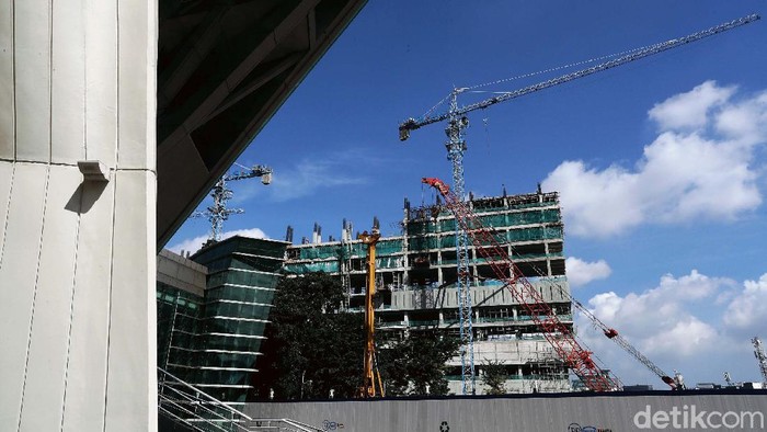 Revitalisasi TIM Cikini Telah Capai 61 Persen Pembangunan revitalisasi Taman Ismail Marzuki (TIM), di Jalan Cikini Raya, Menteng, Jakarta Pusat, terus dikebut. Progres pembangunan tahap I sudah mencapai 61,1 persen.