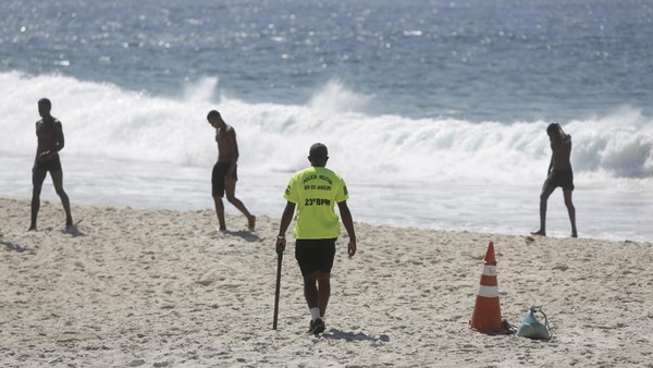 Hingga Sabtu (20/3), Brasil telah mencatat hampir 12 juta kasus Corona dan lebih dari 290 ribu kasus kematian. AP Photo/Bruna Prado Hingga Sabtu (20/3), Brasil telah mencatat hampir 12 juta kasus Corona dan lebih dari 290 ribu kasus kematian. AP Photo/Bruna Prado