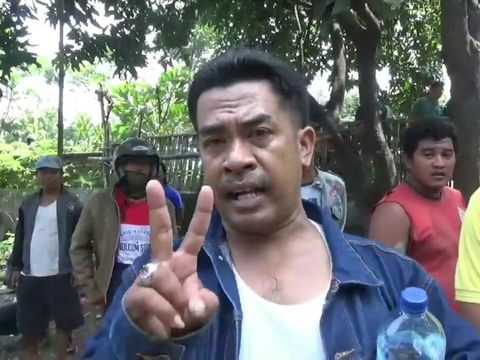 EM, suami kades yang kepergok selingkuh dan bugil