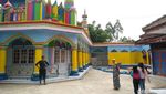 Foto: Masjid Full Color di Garut