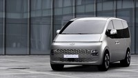 Bicara dimensi, Hyundai Staria lebih besar dari ukuran Hyundai Starex atau H-1. Hyundai Staria memiliki panjang 5.253 mm, lebar 1.997 mm, tinggi 1.990 mm, dan jarak sumbu roda 3.273 mm. Foto: Hyundai