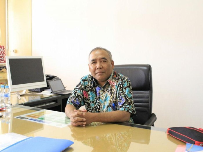 Wakil Rektor I Bidang Akademik dan Kemahasiswaan ITS, Prof Dr Ir Adi Soeprijanto MT menyampaikan pesan dan harapannya kepada peserta SNMPTN yang dinyatakan lulus seleksi. Ia mengucapkan selamat kepada calon mahasiswa baru yang
berhak menjadi bagian dari keluarga ITS.