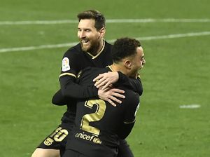 Barcelona Pesta Gol ke Gawang Real Sociedad