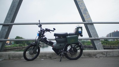 Motor Listrik dari Bangkai Honda C70, Tenaga Pakai Baterai Laptop dan Kamera