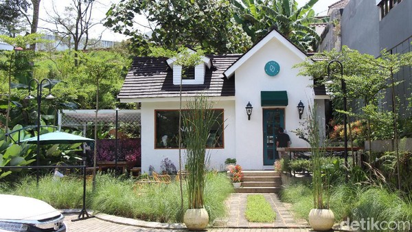 Yuk, Ngopi Cantik di Kafe Hidden Gems di Malang