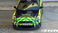 Oleh karena itu, Guarda Nacional Republicana mengubah fungsi Nissan GT-R menjadi mobil pengantar organ tubuh manusia, dengan tambahan komponen aksesori lampu strobo dan stiker darurat berwarna kuning hijau. Foto: Guarda Nacional Republicana