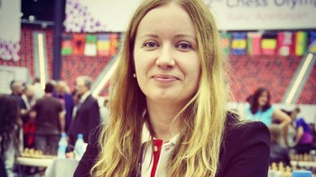 International Master Ekaterina Atalika merupakan wanita asal Turki dan juara nasional empat kali. Dia memenangkan perunggu di 2019 World Rapid Chess Championships. Di Chess.com, ia menempati posisi ke-168 secara global. Foto: Instagram/@ekaterinaatalik