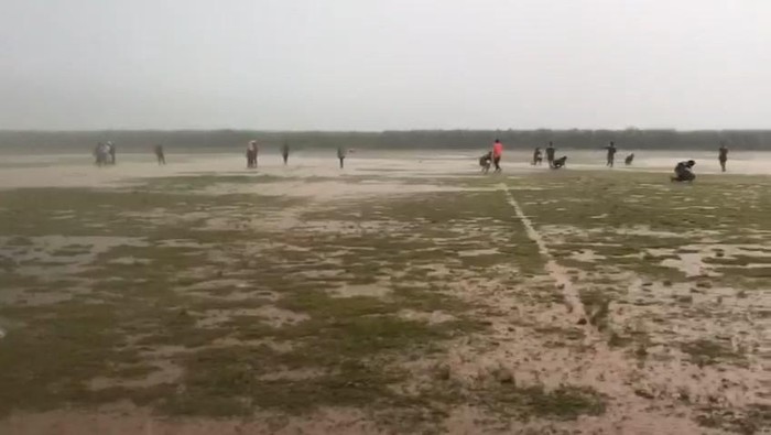 Pertandingan sepakbola perempuan di Majalengka