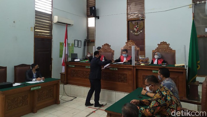 Sidang gugatan Tommy Soeharto