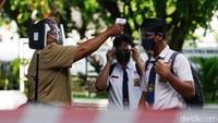 Pada fase pertama, akan dimulai dari pembiasaan perilaku anak di lingkungan sekolah.