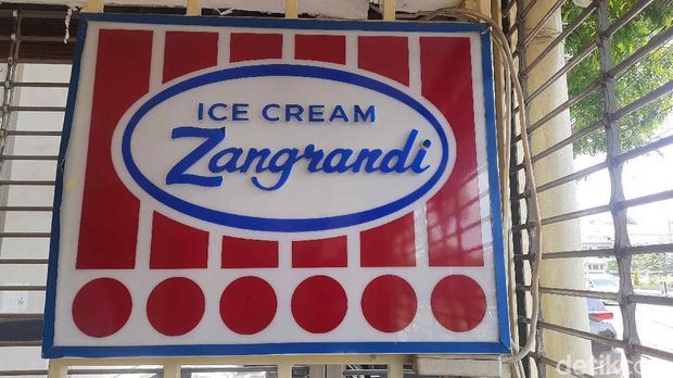 Zangrandi Ice Cream Resmi Tutup, Hanya Layani Take Away di Hari Terakhir