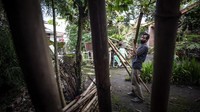 Berada di Kecamatan Sakra, Kabupaten Lombok Timur, Nusa Tenggara Barat, anyaman bambu menjadi bagian dari kehidupan masyarakat setempat.   