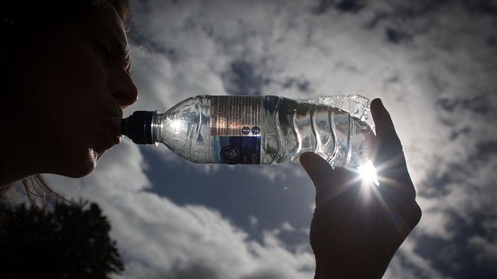 World Water Day atau Hari Air Sedunia adalah perayaan tahunan yang dilakukan untuk kembali menarik perhatian publik pada pentingnya air bersih dan penyadaran untuk pengelolaan sumber-sumber air bersih yang berkelanjutan.