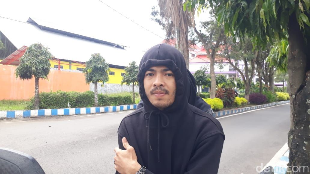 Bee, pengguna Jl Terusan Kecubung Barat, Kota Malang. (M Olifiansyah/detikcom)