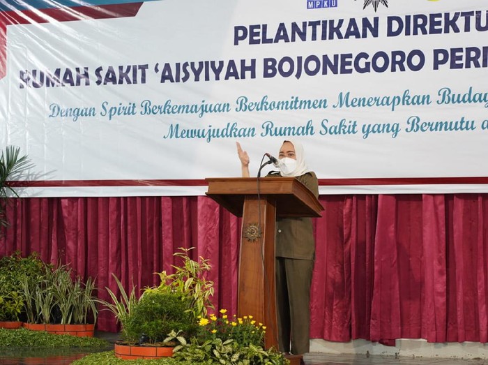 Bupati Bojonegoro, Anna Muawanah