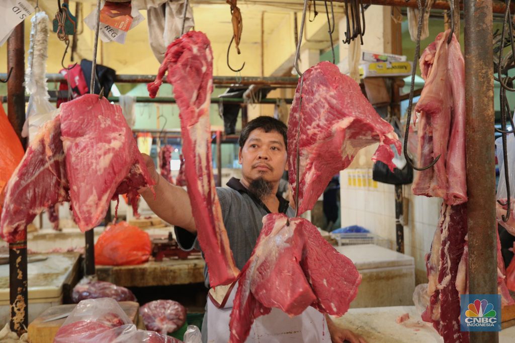 Daging Sapi (CNBC Indonesia/Tri Susilo)