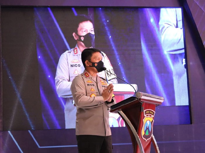 Electronic Trafic Law Enforcement (e-TLE) atau e-Tilang di wilayah Polda Jawa Timur kini diperluas di 55 titik. Penerapan e-Tilang ini dilaunching secara virtual oleh Korlantas Polri dan diikuti serentak 12 Polda di Indonesia.