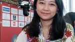 Ini Momen Irene Sukandar yang Hobi Ngopi Saat Main Catur