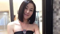 Joey Meng lebih nyaman menjalani tugasnya sebagai ibu rumah tangga. Dok. Weibo