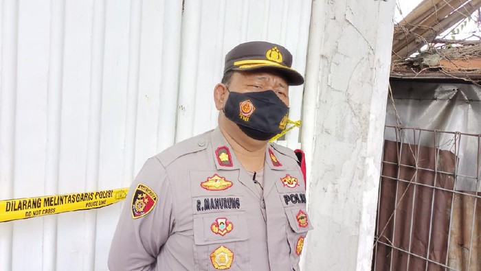 Kapolsek Kebon Jeruk Kompol Robinson Manurung