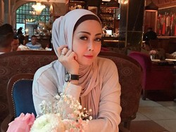 Video Rency Milano Habiskan Rp 800 Juta untuk Operasi Plastik