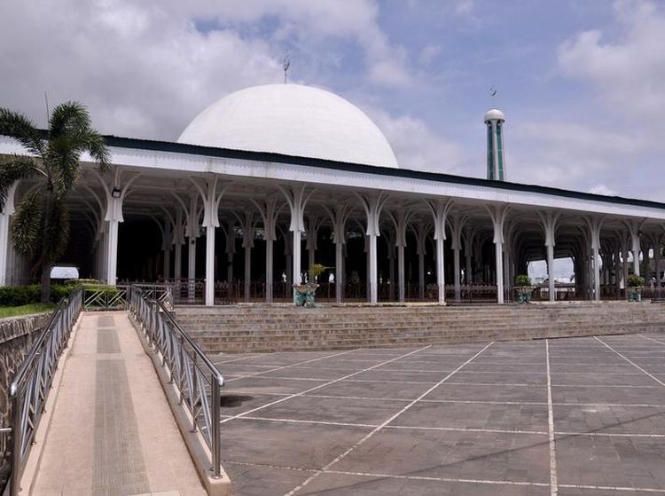 Potret Masjid Seribu Tiang di Jambi