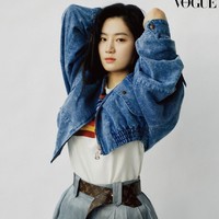 Sebelum membintangi Mouse, Park Ju Hyun menjadi lawan main Choi Jin Hyuk di drama Korea Zombie Detective. Ia pun memenangkan penghargaan Best Choice Actress dari ajang Asia Artist Awards. Foto: dok Instagram charmgirl_1005