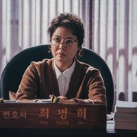 Kim Yeo Jin semakin banyak dikenal sejak membintangi drama Korea Vincenzo. Ia berperan sebagai Choi Myung Hee, pengacara tak berperasaan yang menjadi tangan kanan bos Babel Group. Foto: dok. tvN