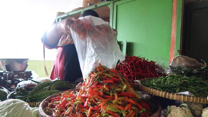 Penjual cabai di Pasar Beringharjo Yogyakarta