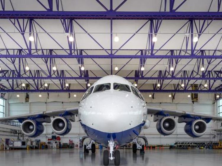 Rupa Lab Terbang Terbesar dari Eropa