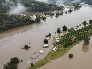 Potret Aksi Kemanusiaan di Tengah Bencana Banjir Australia