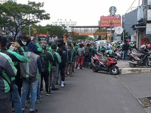 Viral Antrean Ojol Mengular ke Jl Margonda Depok, Satpol PP: Promo Resto Baru
