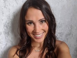 7 Potret Sarah Mhlanga, Peniru Meghan Markle yang Kini Sepi Job