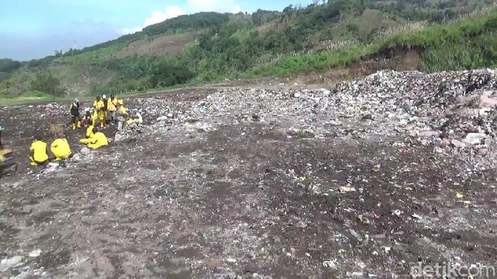 TPAS Cibereum Sumedang diprediksi ideal menampung sampah 10 tahun lagi