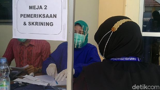Vaksinasi Corona untuk guru SD di Kabupaten Pekalongan