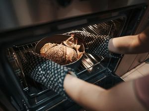 5 Tips Memanaskan Makanan Sisa agar Tetap Enak dan Aman Dimakan