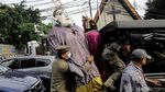 Foto: Satpol PP DKI Razia Ondel-ondel di Jakarta