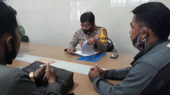 EM, suami kades yang kepergok selingkuh dan bugil lapor ke polisi