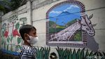 Kala Mural Bertema Hewan Jadi Sarana Edukasi Anak-anak di Bekasi