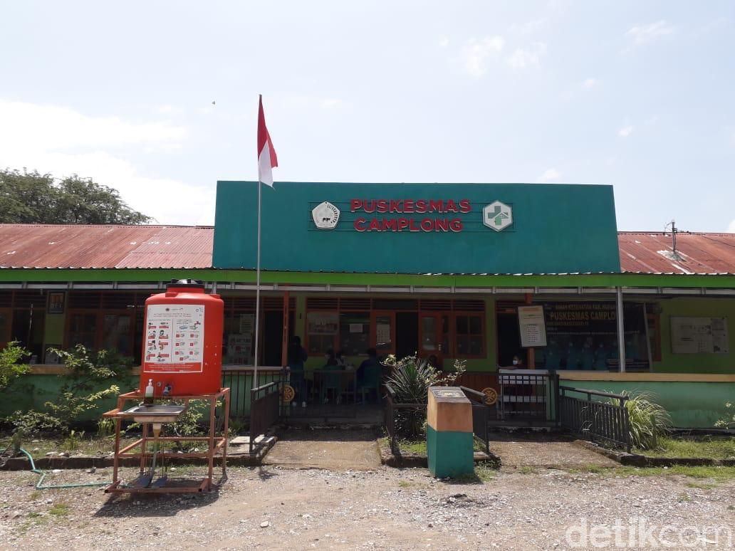 Kerusakan di Puskesmas Camplong, Kabupaten Kupang, NTT, 24 Maret 2021. (Arni Sulistiawati/detikcom)
