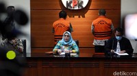 Keduanya pun kini ditahan KPK. Gusmin ditahan di Rutan Cabang KPK Gedung Merah Putih, sementara Siswidodo ditahan di Rutan KPK Cabang Pomda Jaya Guntur.