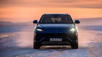 Performa yang mengesankan itu dicetak oleh mesin V8 twin-turbo 4.0 liter. Mesin itu bertenaga 641 daya kuda pada 6.000 rpm dengan torsi maksimal 850 Nm pada 2.250 rpm. Foto: Dok. Lamborghini