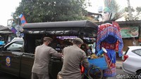 Meskipun dilarang, Pemprov DKI berjanji akan mengakomodir para pemain ondel-ondel ke tempat yang lebih baik.