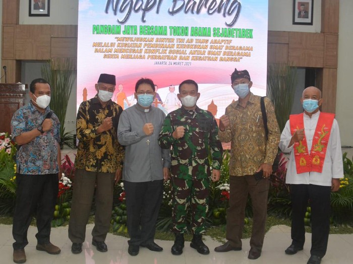 Pangdam Jaya Mayjen Dudung Abdurachman dan para tokoh lintas agama