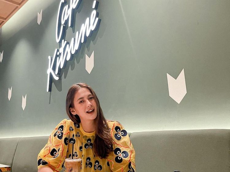 Momen Paula Verhoeven saat Ngopi Cantik di Kafe Hits