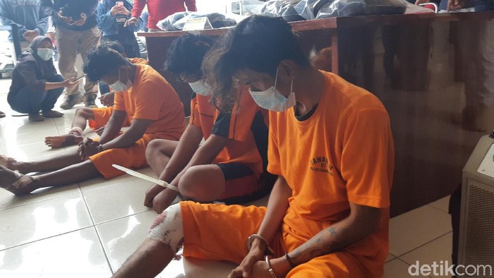 Pelaku Pembacokan di Pasar Rau Serang